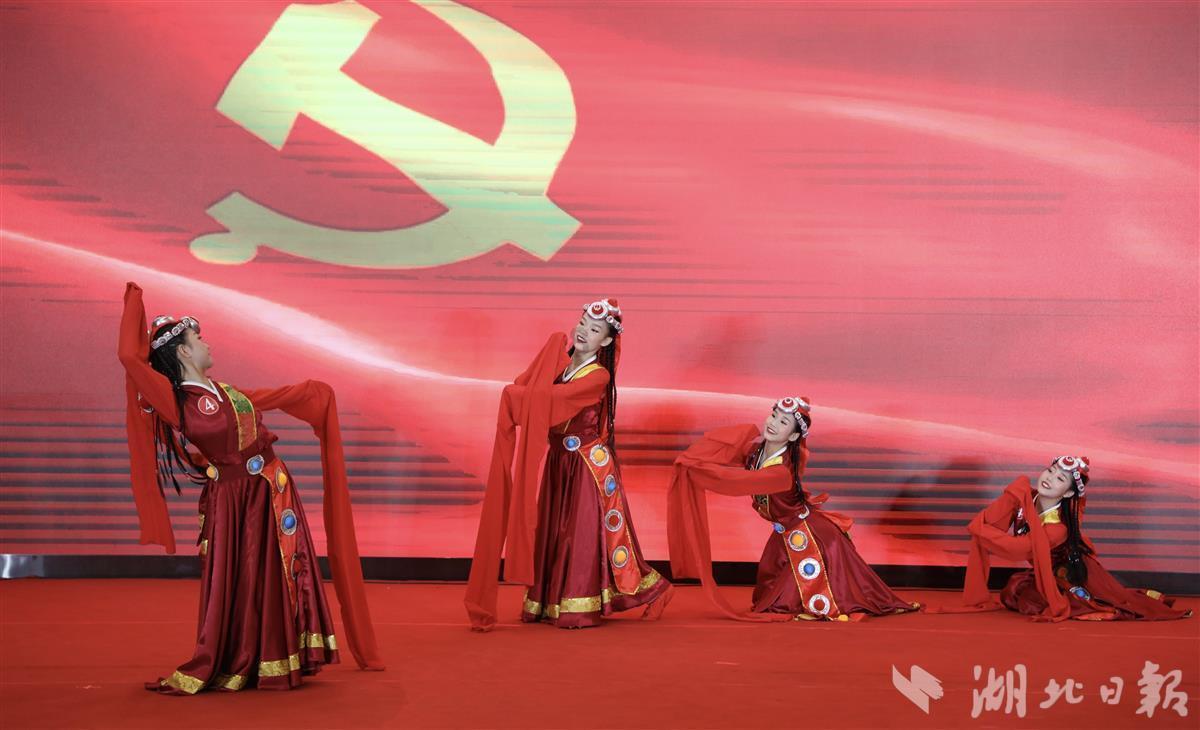 多层楼房住几楼比较好游戏画面