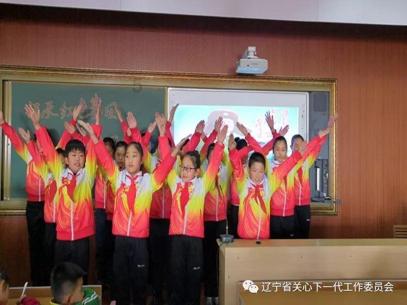 你和昔日好友因为什么慢慢疏远了？游戏画面